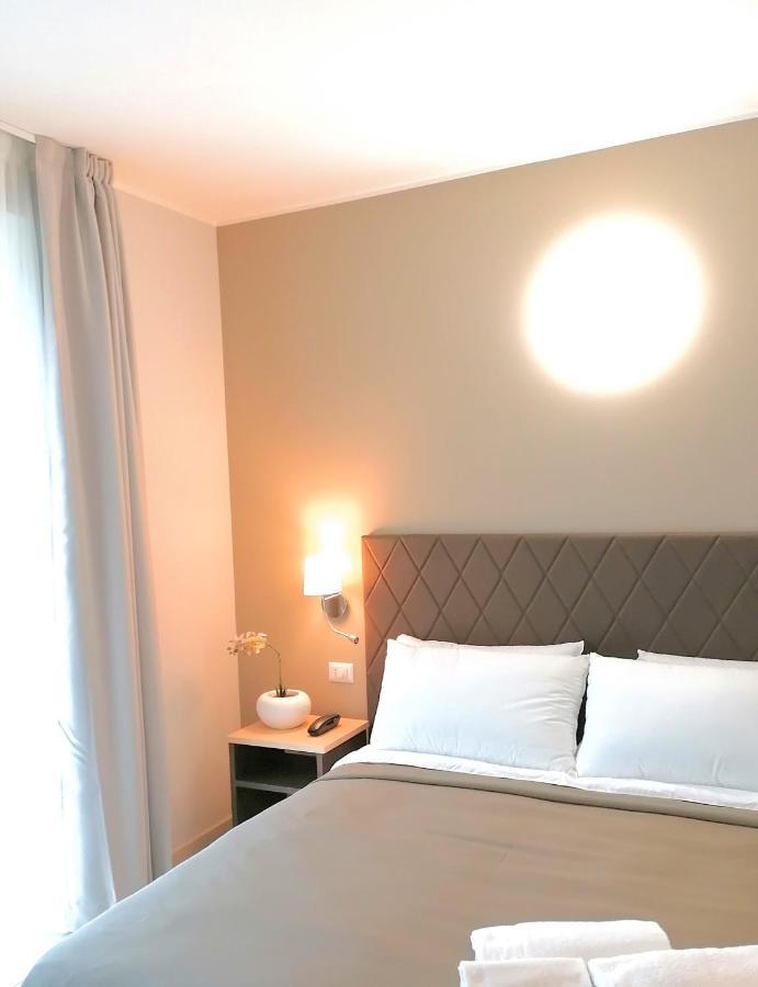 Hotel Boston 3*
