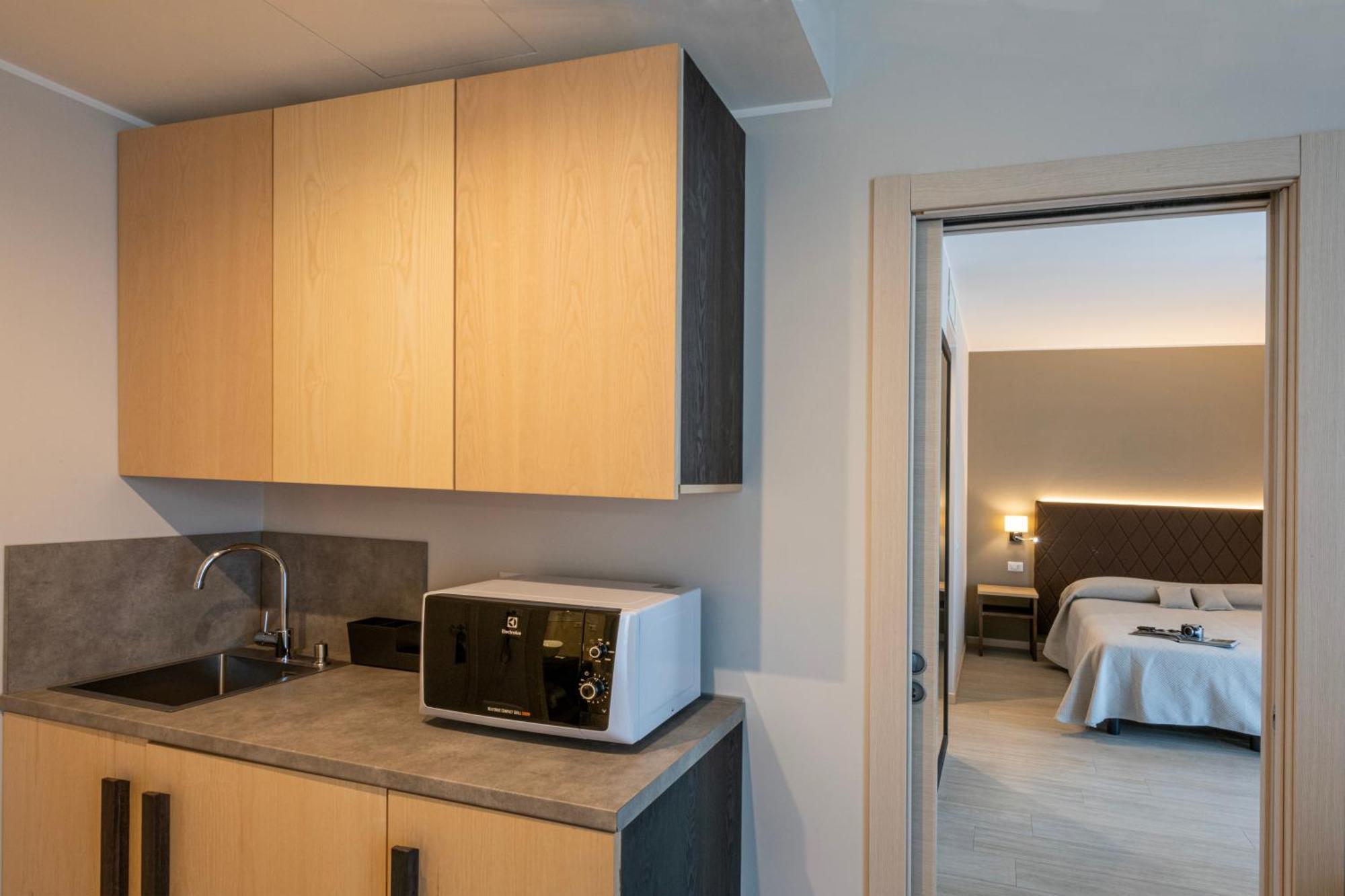 Boston Hotel 3*